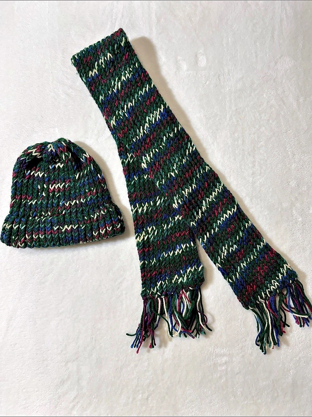Knit Hat & Scarf Set in Green & Multicolor